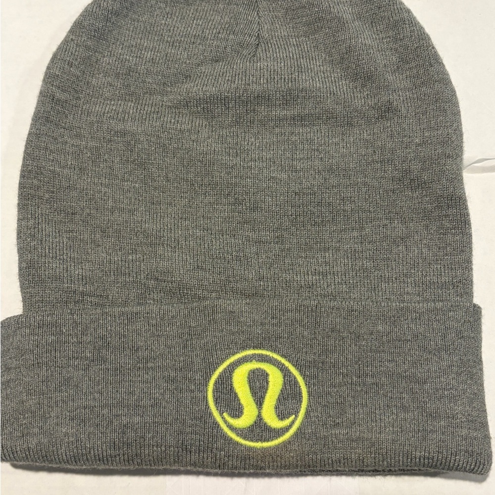 Lululemon Heather Gray Knit Beanie